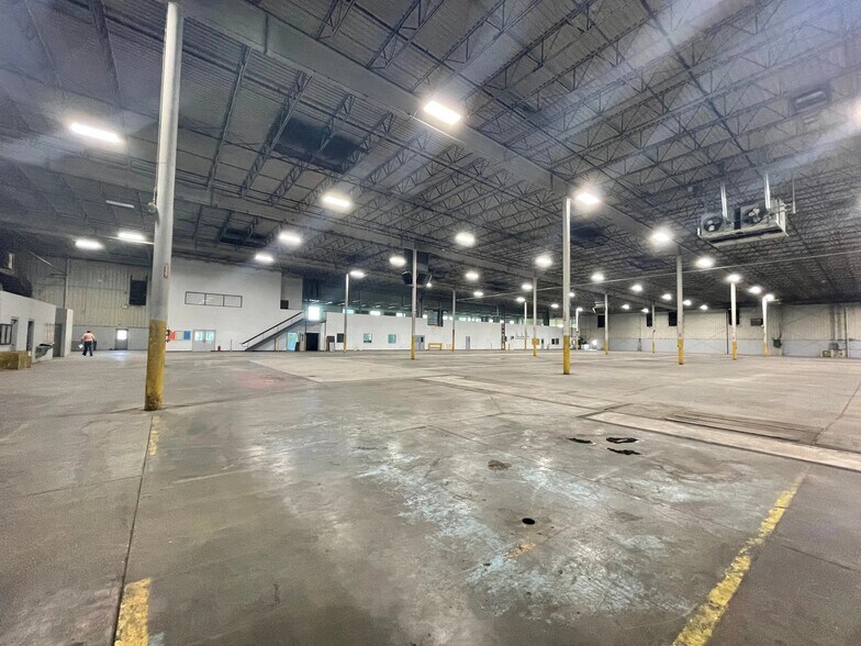Primary Photo Of 901 E Main St, Warsaw Warehouse For Lease