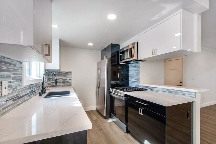 More Photos Of 117 Avenida Algodon, San Clemente Multifamily For Sale