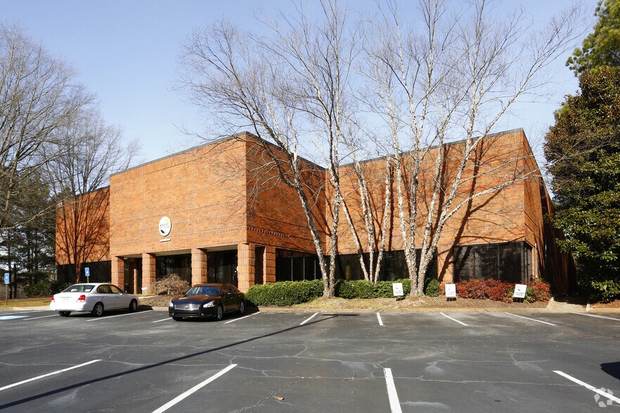More Photos Of 3905 Steve Reynolds Blvd, Norcross Warehouse For Lease