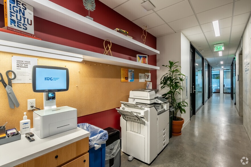 More Photos Of 450 Alaskan Way S, Seattle Coworking Space