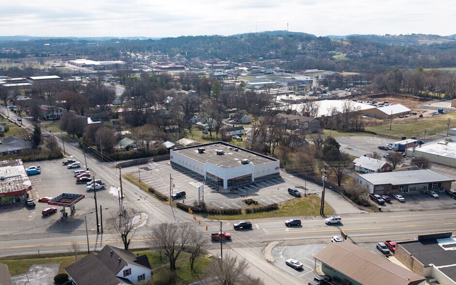 More Photos Of 210 Mcmurry Blvd, Hartsville Freestanding For Lease