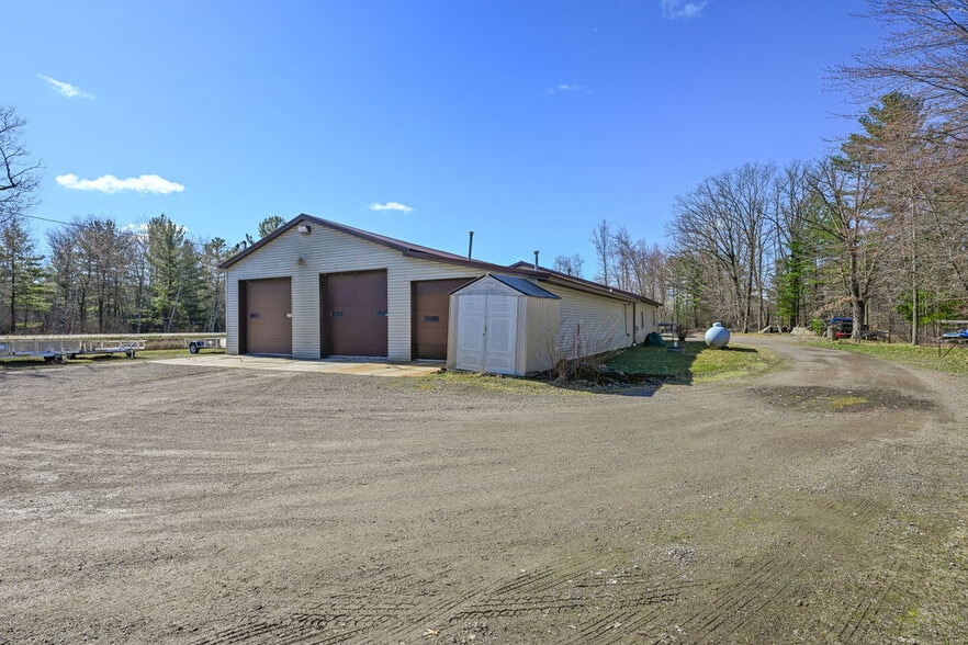 More Photos Of 5011 State Highway 13/34 Hwy, Wisconsin Rapids Storefront For Sale
