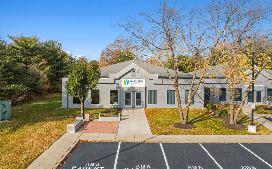 More Photos Of 970 Town Center Dr, Langhorne Unknown For Lease