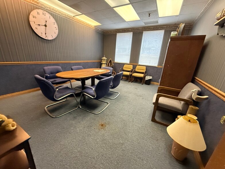 More Photos Of 8665 Station St, Mentor Warehouse For Sale