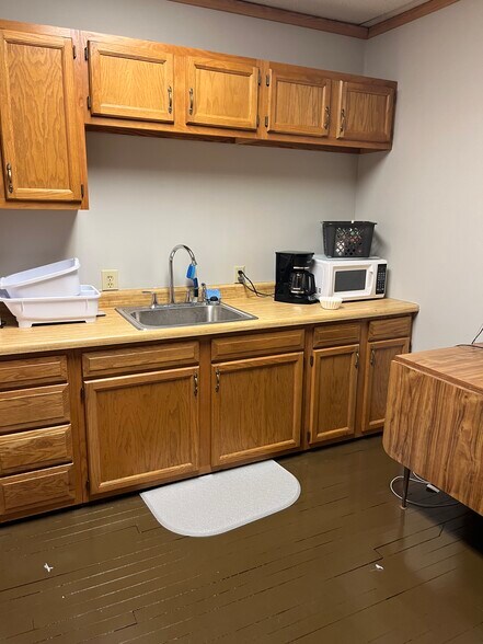 More Photos Of 120 N Main St, Churubusco Storefront Retail Residential For Sale