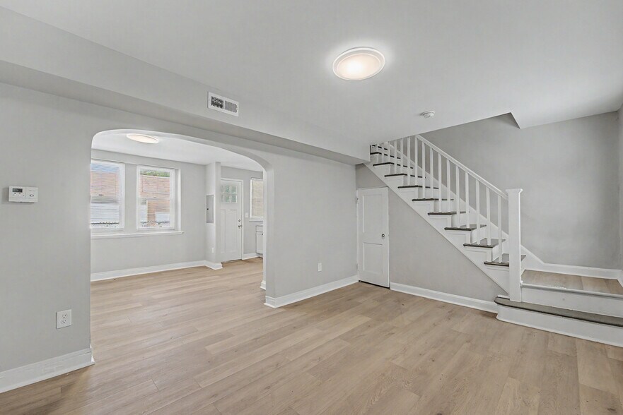 More Photos Of 607 W Maple Ave, Merchantville Apartments For Sale