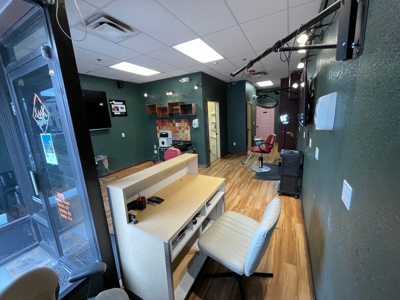 More Photos Of 329 Cleveland Ave, Loveland Storefront Retail Office For Lease