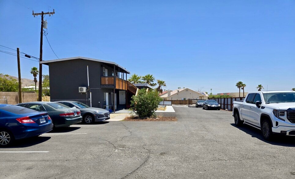 More Photos Of 11771 Upland Way, Desert Hot Springs Apartments For Sale