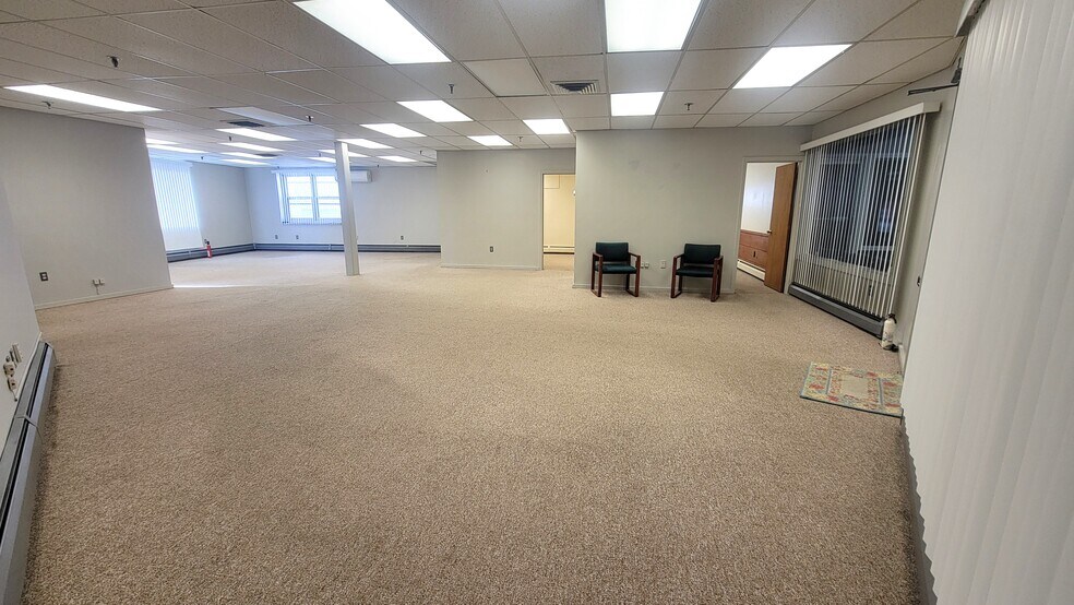 More Photos Of 97 Pleasant St, Claremont Medical For Lease