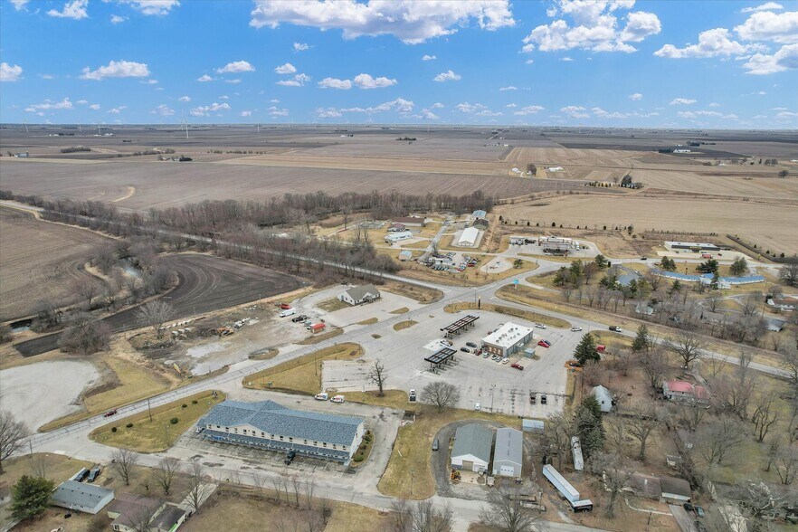 More Photos Of 940 Clinton Ave, Farmer City Land For Sale