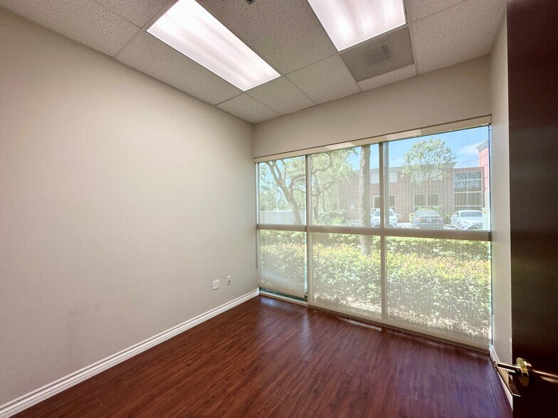 More Photos Of 8273 White Oak Ave, Rancho Cucamonga Office For Sale