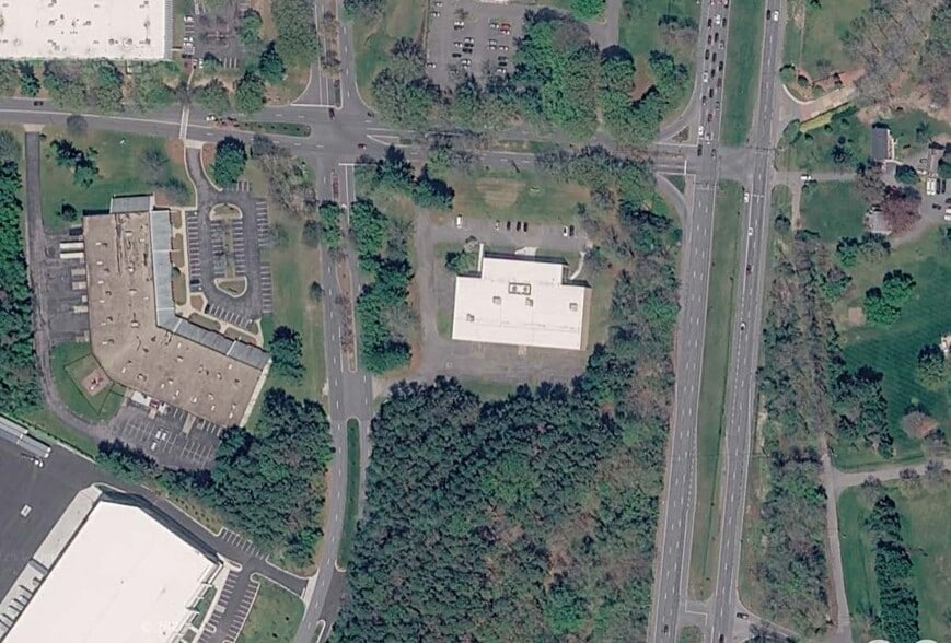 More Photos Of 700 Prince Georges Blvd, Upper Marlboro Warehouse For Lease