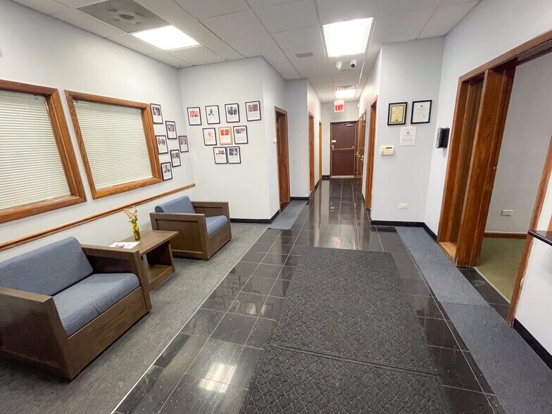 More Photos Of 12021 S Harlem Ave, Palos Heights Medical For Sale