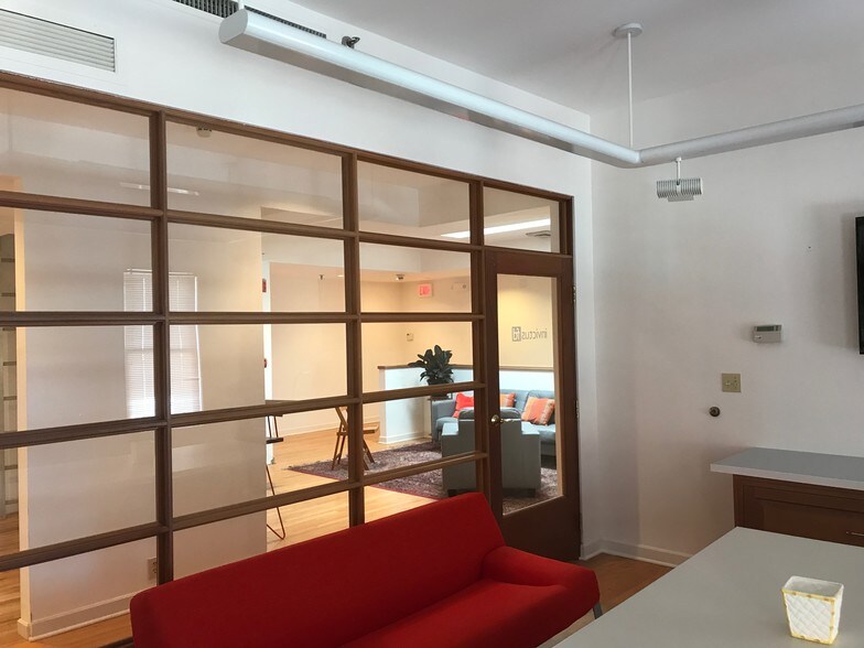 More Photos Of 23-29 S Main St, Norwalk Office For Lease