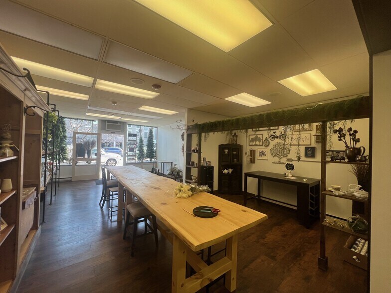 More Photos Of 61 Albany St, Cazenovia Loft Creative Space For Lease