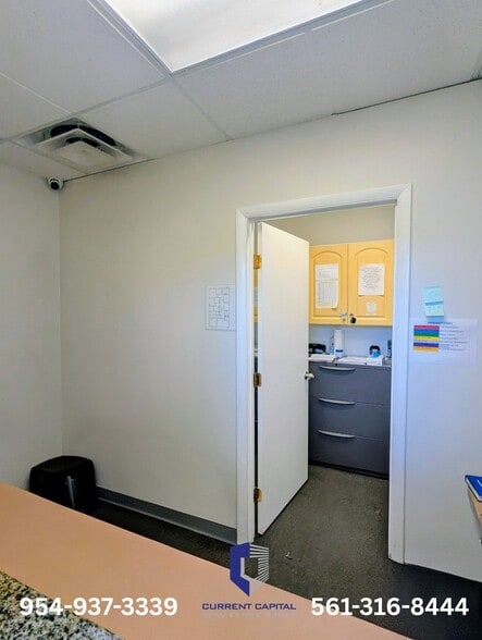 More Photos Of 1100 W Oakland Park Blvd, Fort Lauderdale Unknown For Lease