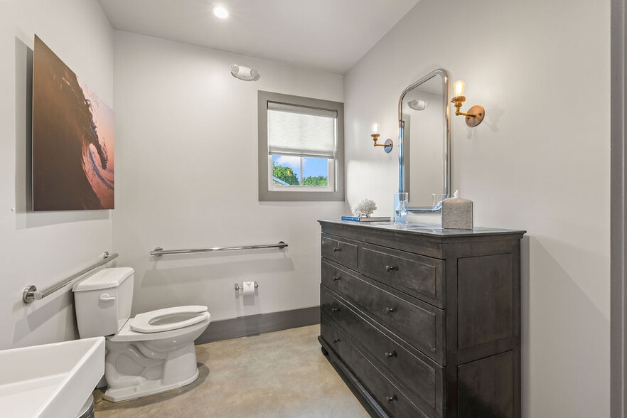 More Photos Of 1766 14th Ave, Vero Beach Restaurant For Sale
