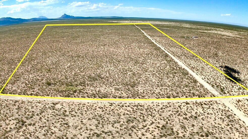 More Photos Of 201 Road Runner Road Dell, Dell City Land For Sale