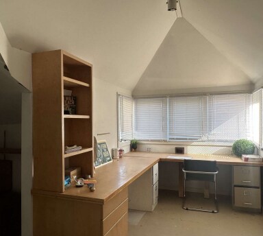 More Photos Of 1811 W Silver Spring Dr, Glendale Office For Lease