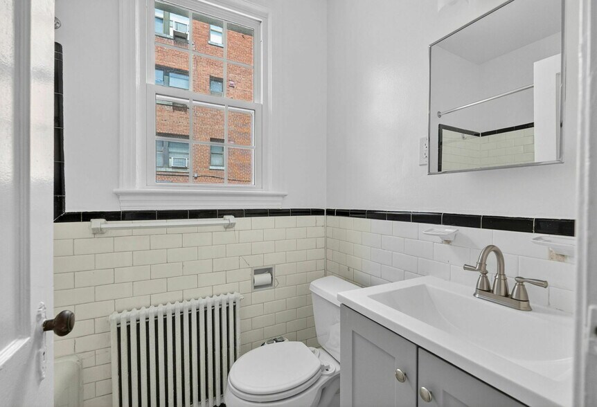 More Photos Of 4512 MacArthur Blvd NW, Washington Apartments For Sale