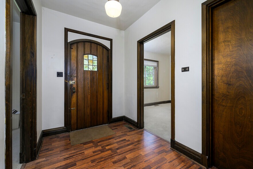 More Photos Of 6300 Minnesota Ave, Saint Louis Religious Facility For Sale