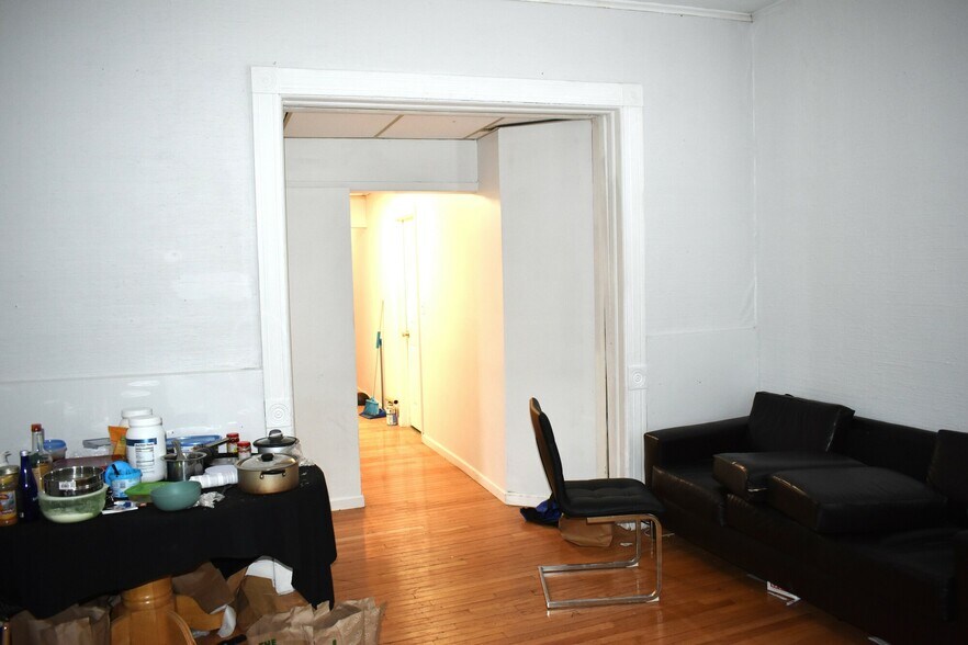 More Photos Of 116 Murray St, Binghamton Apartments For Sale