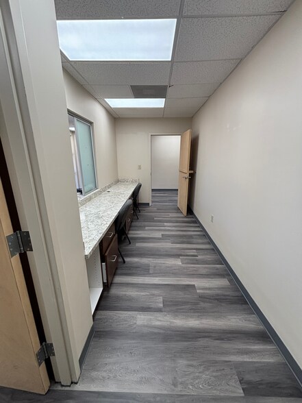 More Photos Of 3250 Harden St Ext, Columbia Medical For Lease