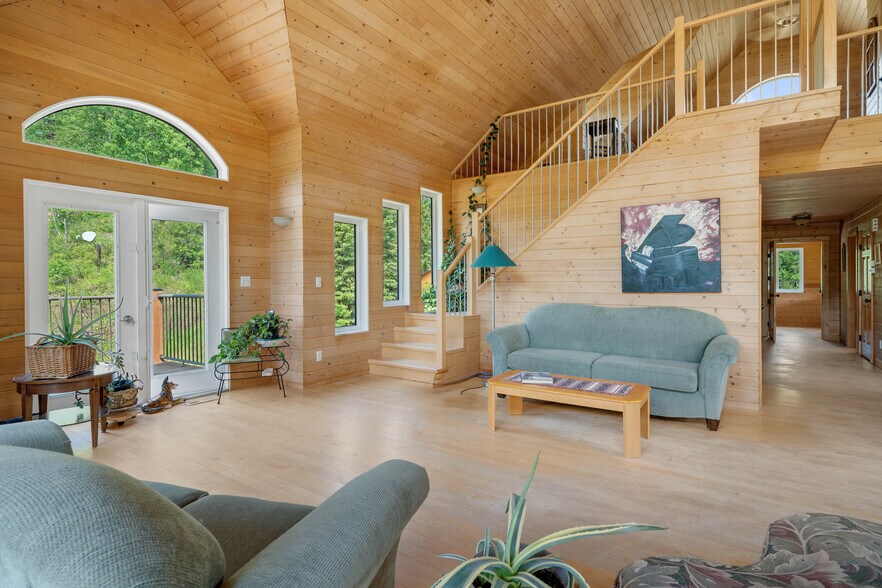 More Photos Of 53309A Range Road 65, Parkland County Specialty For Sale