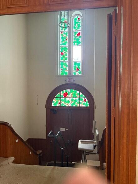 More Photos Of 15109 S Dillman St, Plainfield Religious Facility For Sale