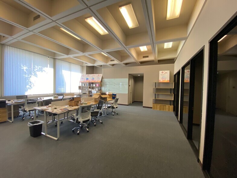 More Photos Of 444 S Garey Ave, Pomona Office For Lease