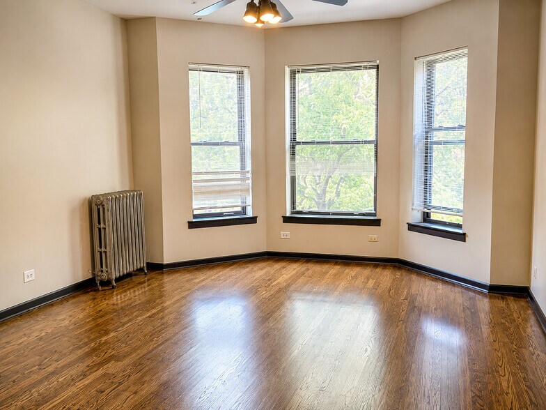 More Photos Of 5609 S Michigan Ave, Chicago Apartments For Sale