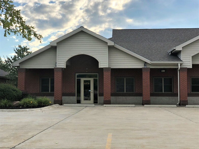 More Photos Of 958 Mezzanine Dr, Lafayette Medical For Lease