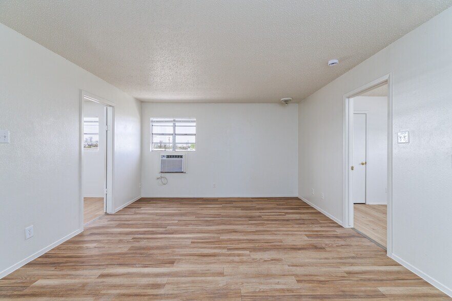 More Photos Of 12 E 29th St, San Angelo Apartments For Sale