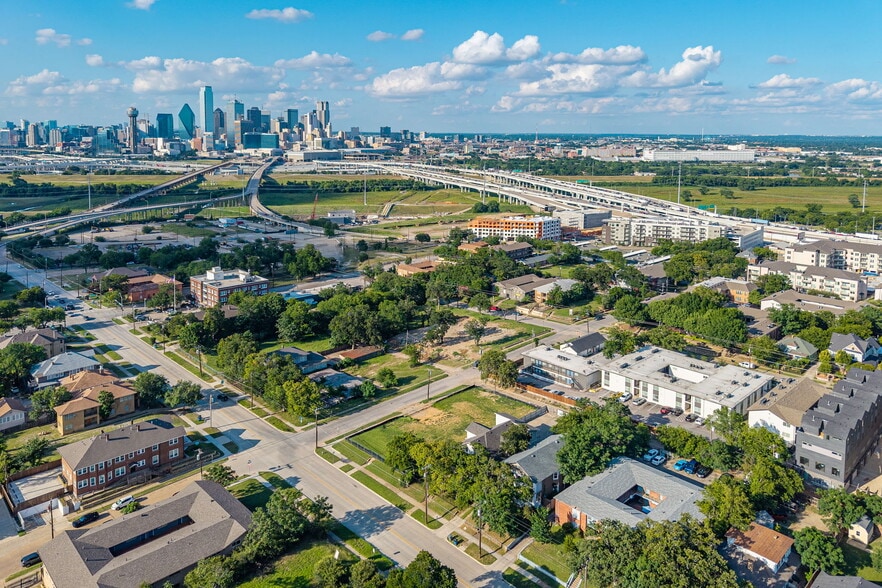More Photos Of 722 N Marsalis Ave, Dallas Land For Sale