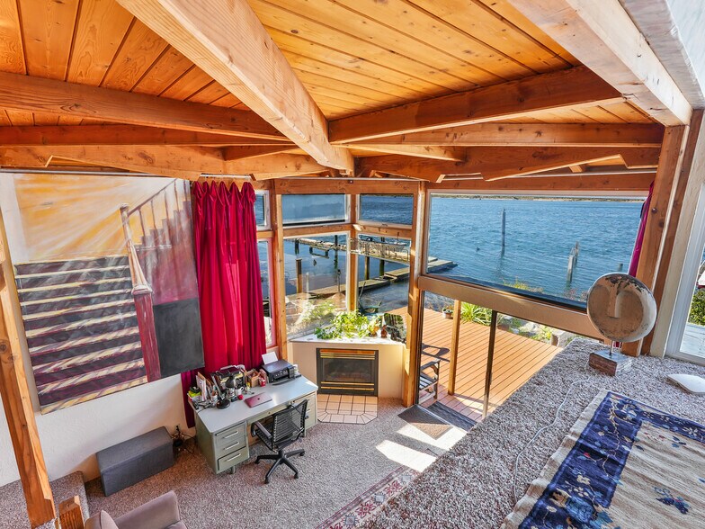 More Photos Of 580 Marine Dr, Wheeler Hotel For Sale