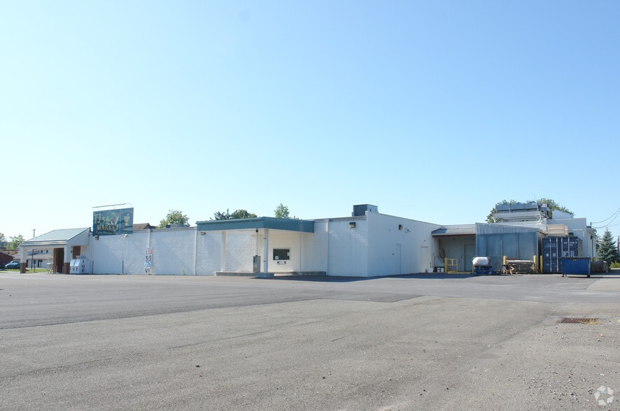 More Photos Of 49 N Railroad St, Hughesville Supermarket For Sale