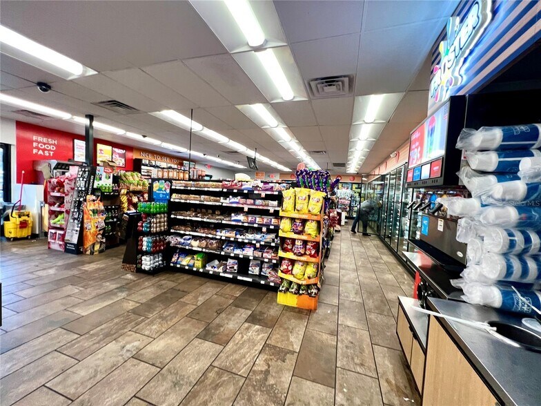 More Photos Of 310 W Main St, Bartow Convenience Store For Sale