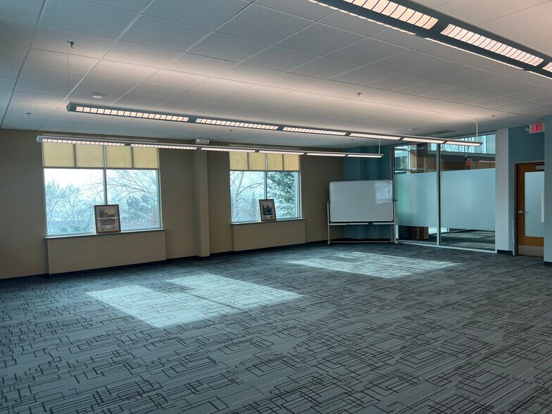 More Photos Of 311 Financial Way, Wausau Medical For Lease