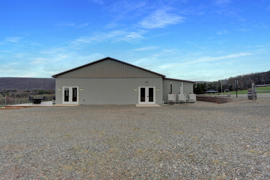 More Photos Of 596 Harman Rd, Halifax Winery Vineyard For Sale