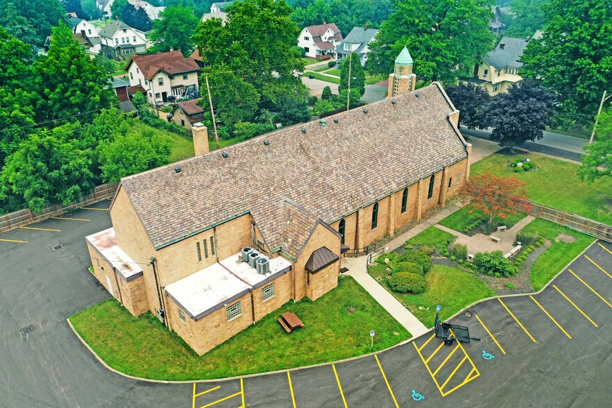 More Photos Of 175 B Laird Ave, Warren Schools For Sale