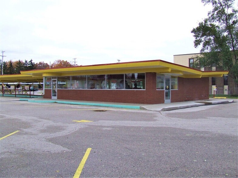 More Photos Of 4221 Grand Haven Rd, Muskegon Fast Food For Sale