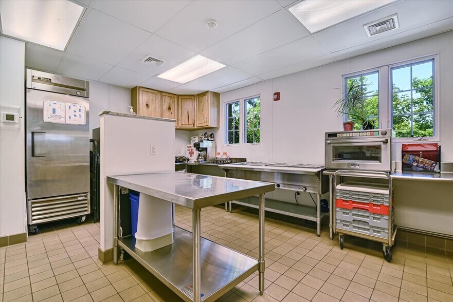 More Photos Of 6683 PA-191, Cresco Flex For Sale