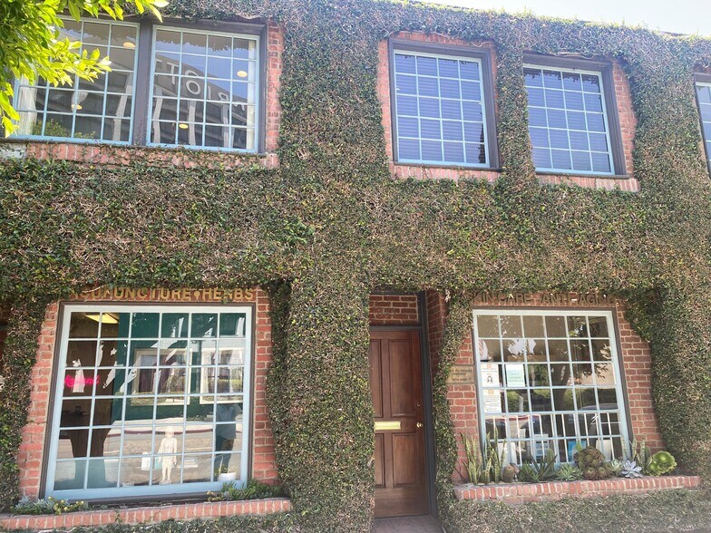 More Photos Of 1151-1157 S Beverly Dr, Beverly Hills Loft Creative Space For Lease