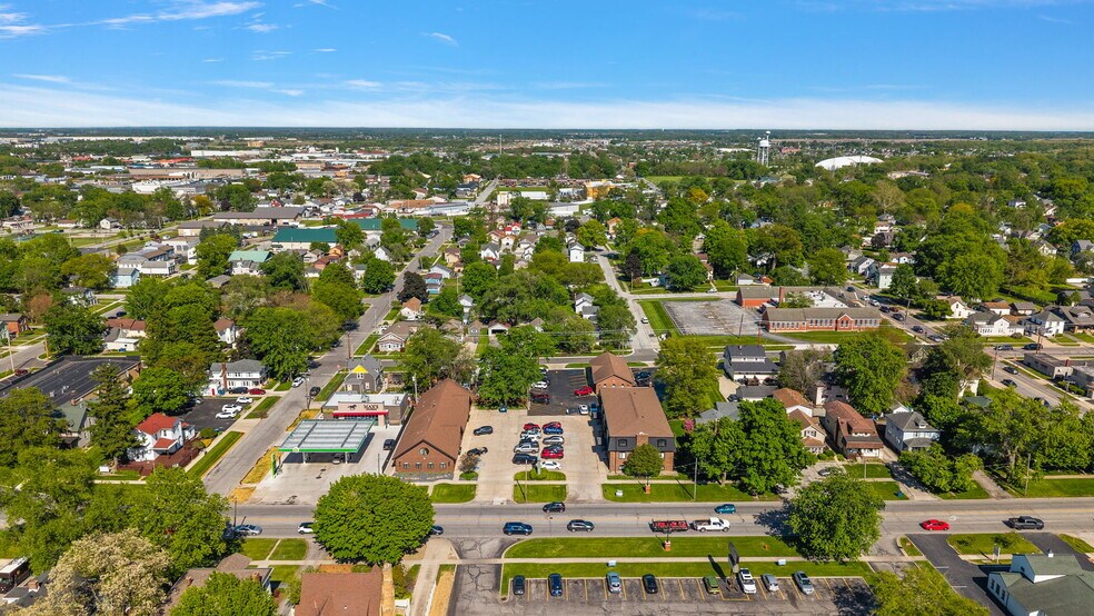 More Photos Of 250 N Main St, Crown Point Office For Sale