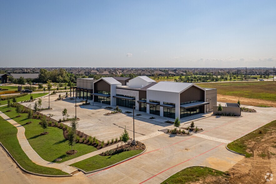 More Photos Of 2506 Jordan Ranch Blvd, Fulshear Unknown For Lease