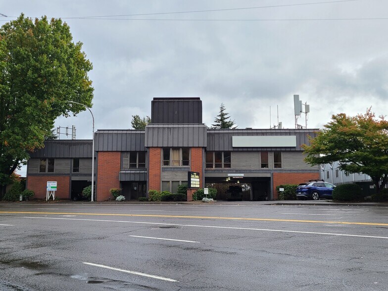 More Photos Of 4412 SW Barbur Blvd, Portland Medical For Lease