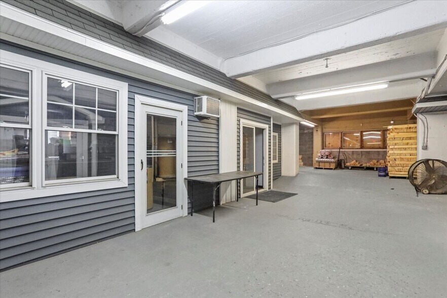 More Photos Of 87 W Lee St, Hagerstown Office For Sale