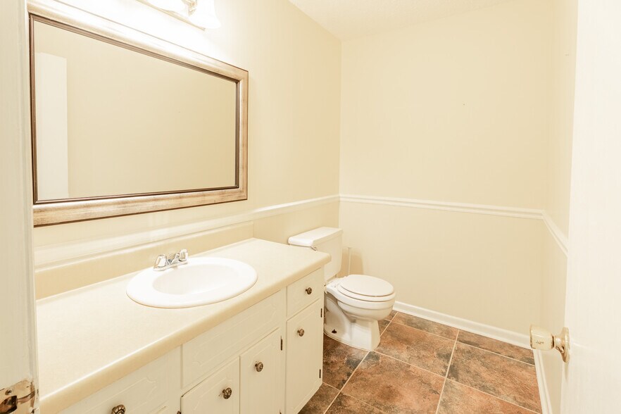 More Photos Of 306 Laurens St NW, Aiken Office For Lease