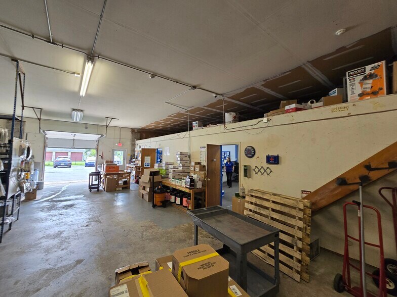More Photos Of 3212 State Route 94, Franklin Light Manufacturing For Lease