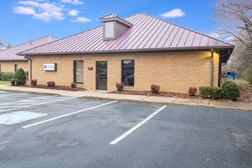 Primary Photo Of 419 Chatham Square Office Park, Fredericksburg Office For Lease